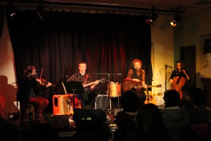 Últim concert de la vint-i-quatrena temporada amb Estúpida Erikah