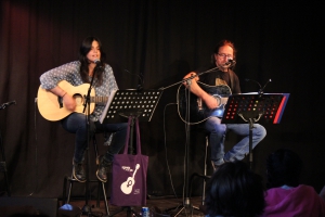 Concert del grup Songs Are Us de la vint-i-vuitena temporada